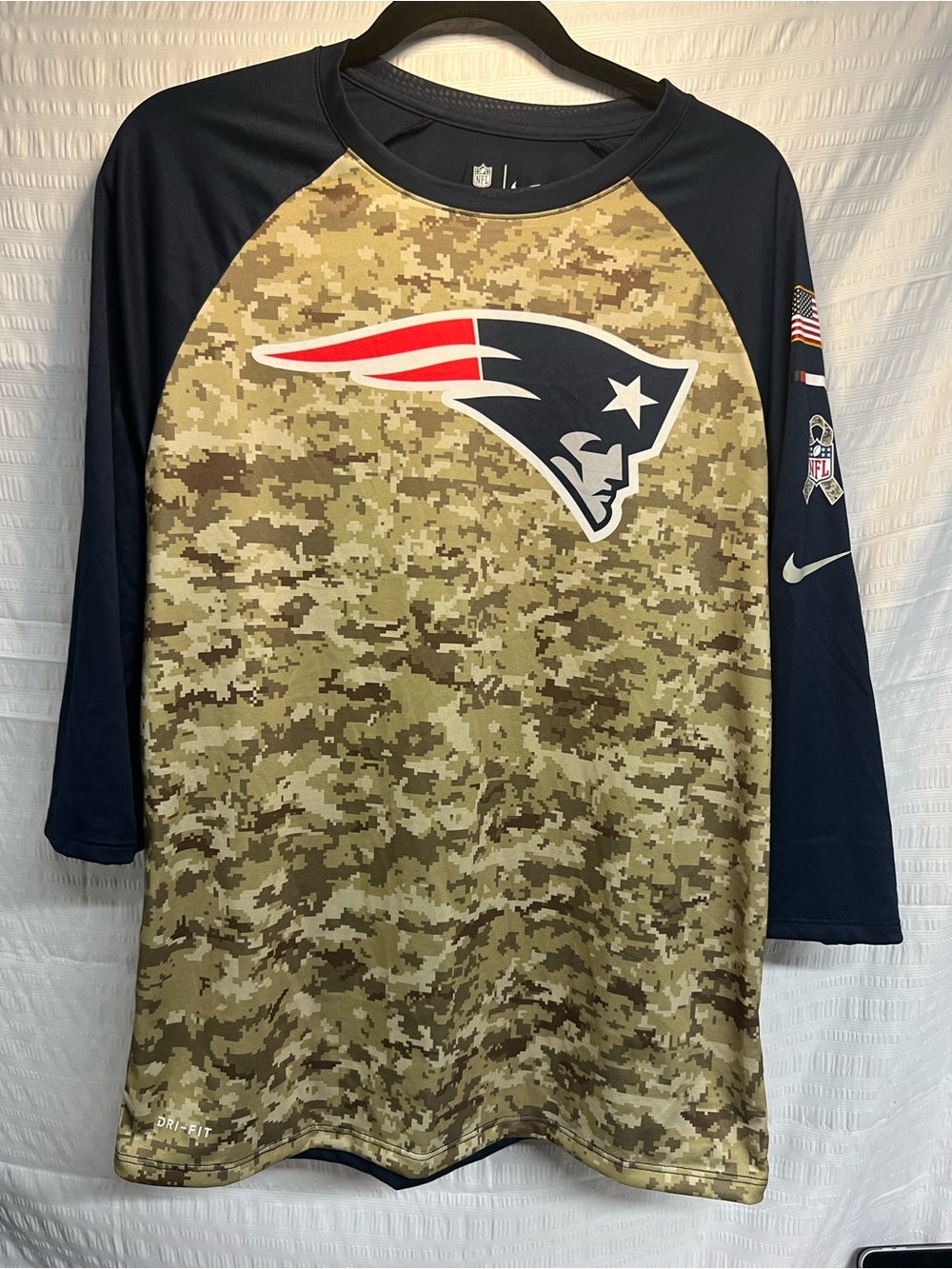 Nike New England Patriots Camo Raglan Shirt - Olive, Black, Red